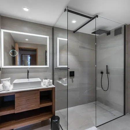 Neuf Ski-in/ski-out A 1850 Avec Acces - Fr-1-564-109 * Courchevel